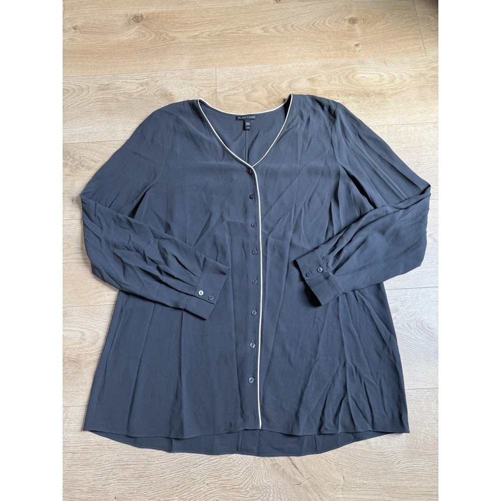 EUC Womens Eileen Fisher Piped 100% Silk Blouse button up Size Medium MSRP $298